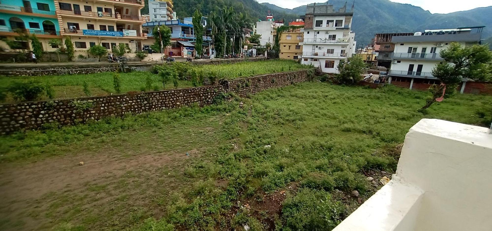 Deepak Homestay Rishīkesh Buitenkant foto