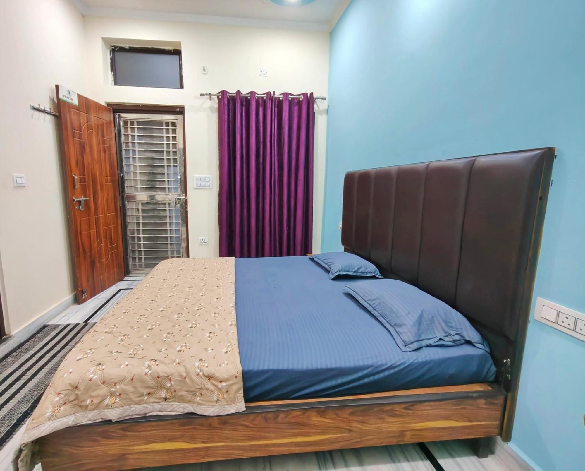 Deepak Homestay Rishīkesh Buitenkant foto